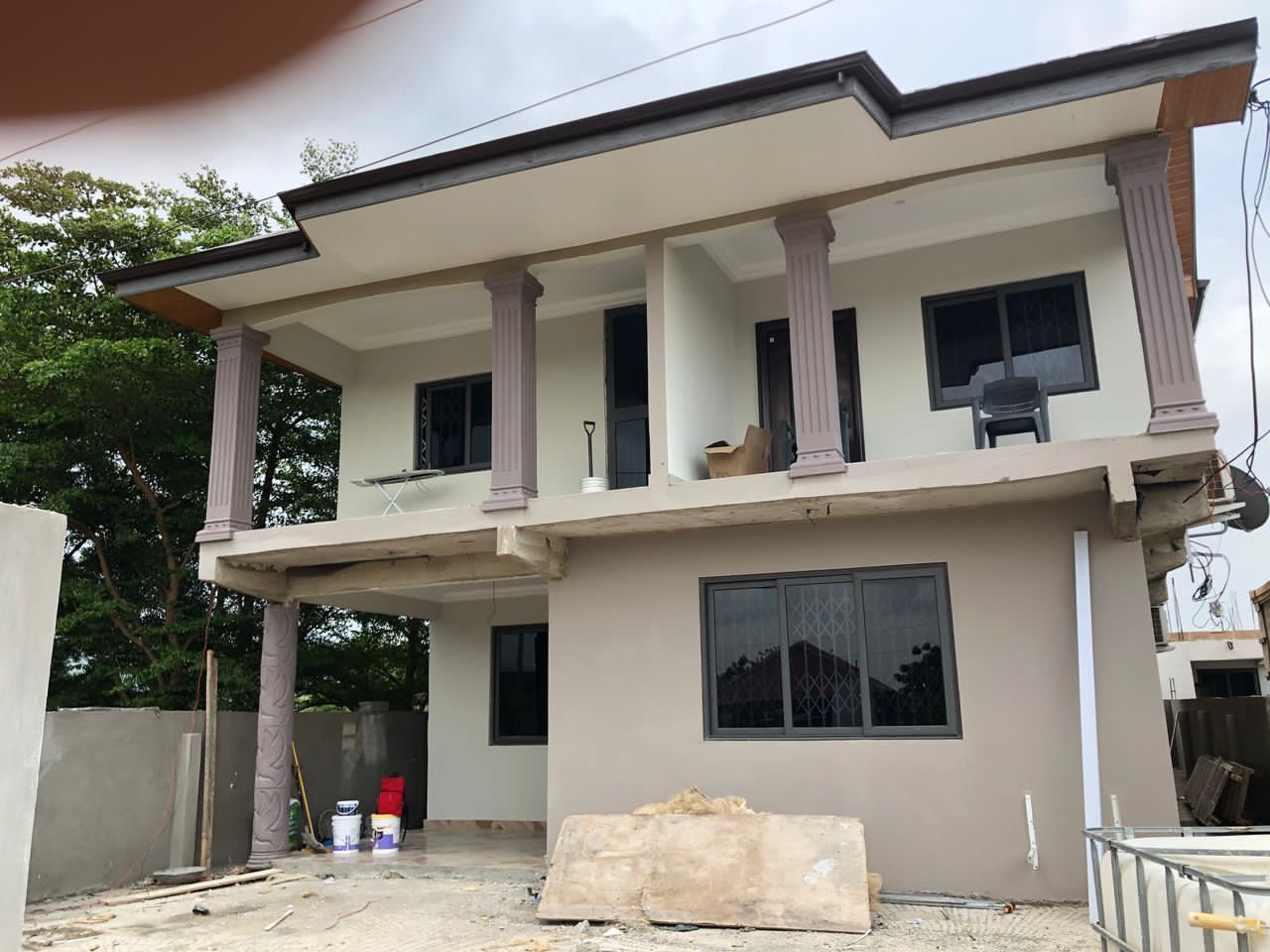 5 Bedroom House Duplex Is Available