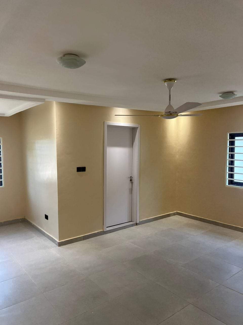 Good looking luxurious semi detached 3 Bedrooms house