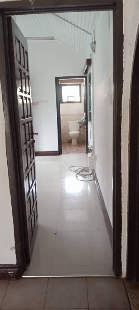 Complete 5 Bedroom House With 2 Master Bedroom