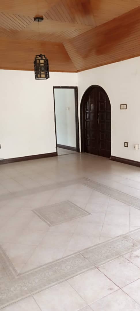 Complete 5 Bedroom House With 2 Master Bedroom