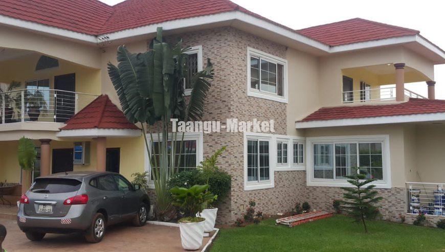 Executive 6 Bedroom House For Sale