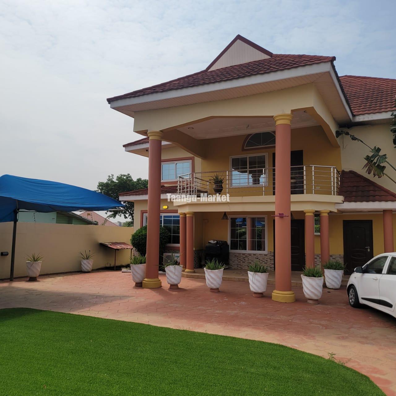 Executive 6 Bedroom House For Sale