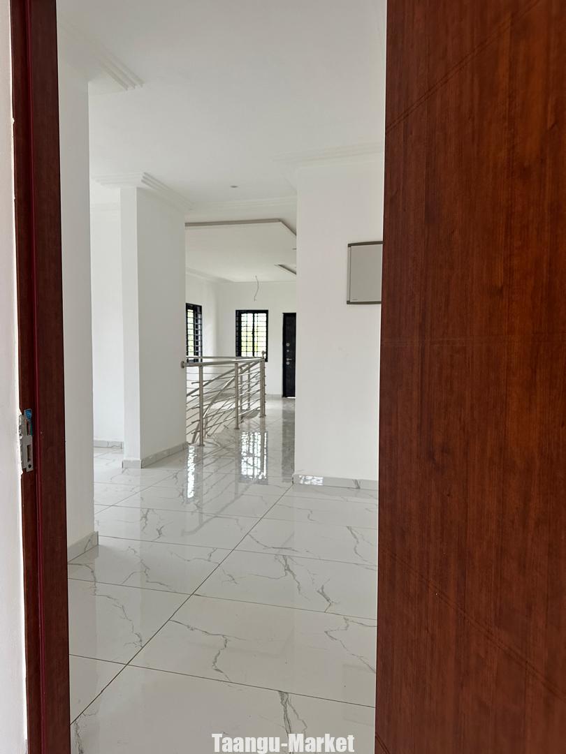 Newly Built 4 Bedroom House With  A Boys Quarter