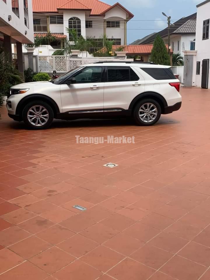 Ford Explorer model XLT New Edition 2021