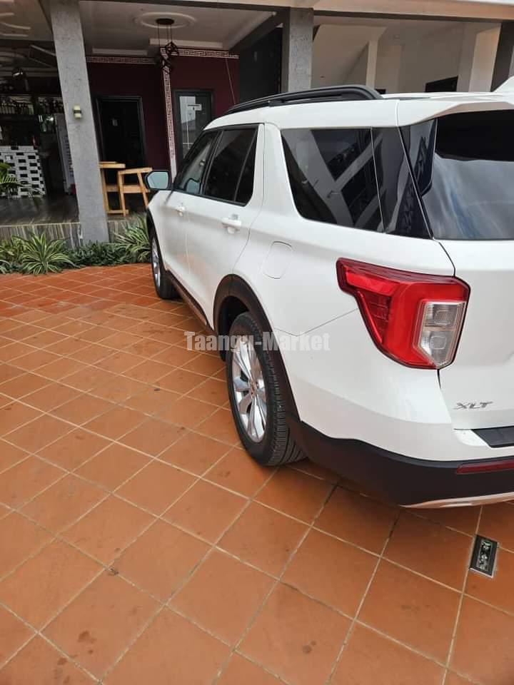 Ford Explorer model XLT New Edition 2021