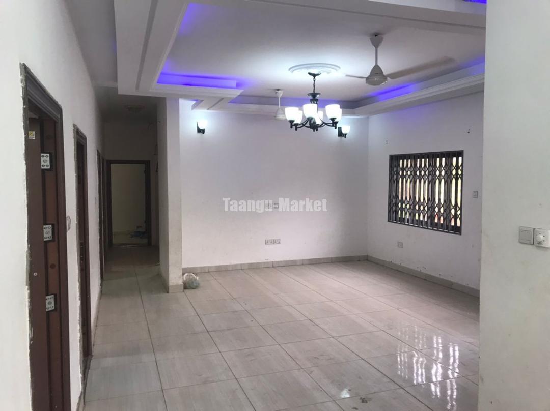 4bedroom self compound for at Amasaman