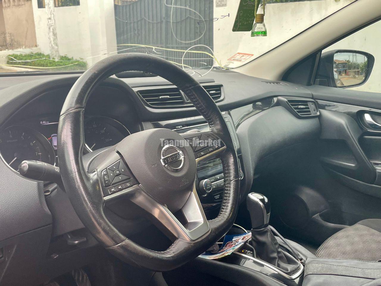 Nissan Rogue S 2017 model