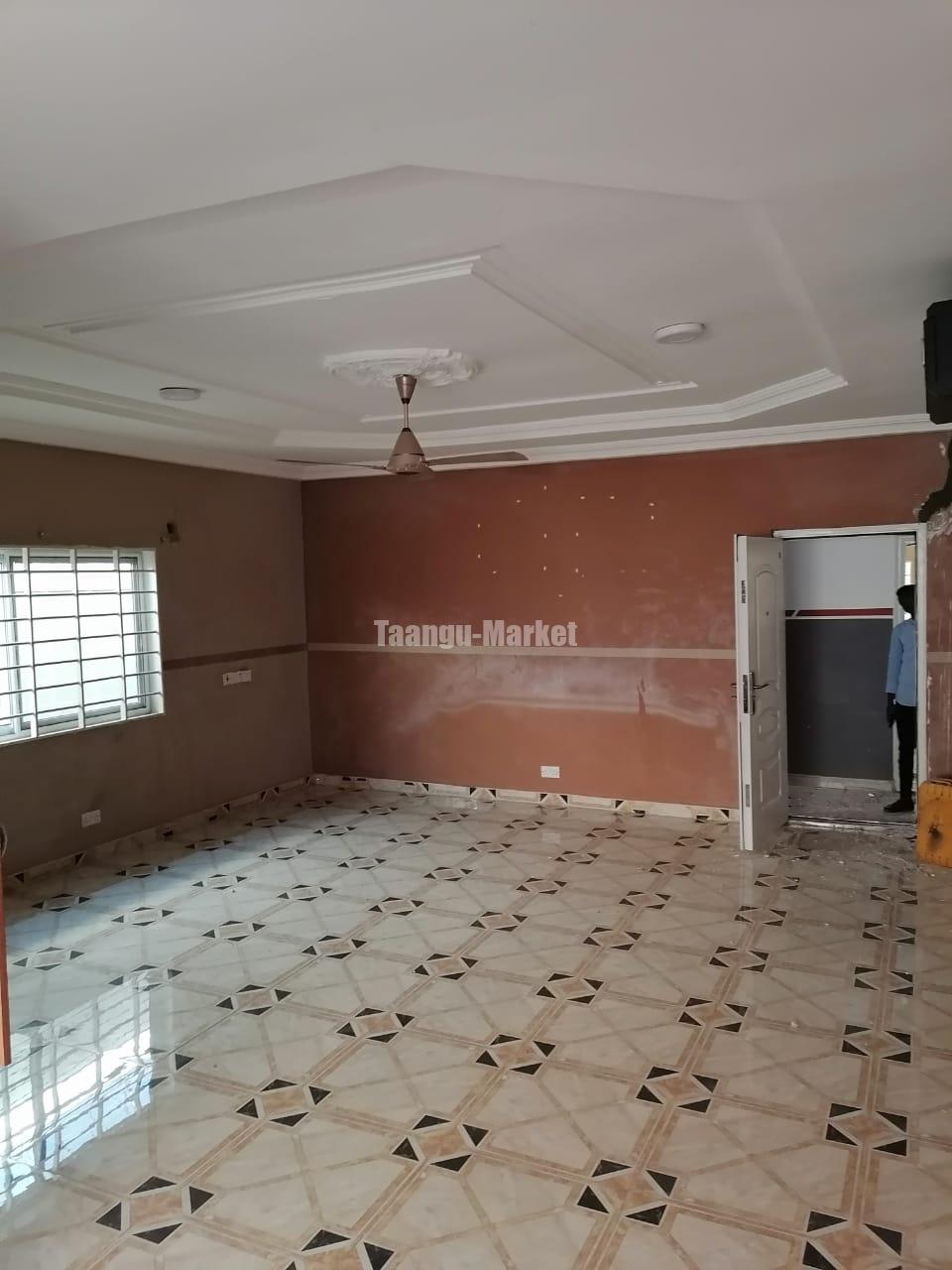 Executive four bedroom bedroom house for rent @ Kwabenya