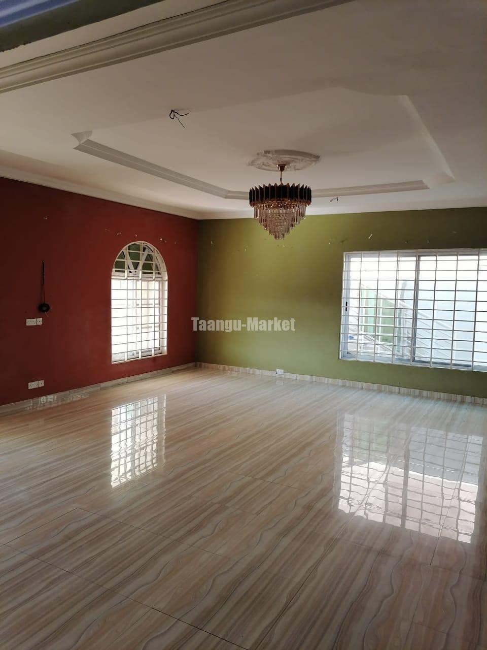 Executive four bedroom bedroom house for rent @ Kwabenya